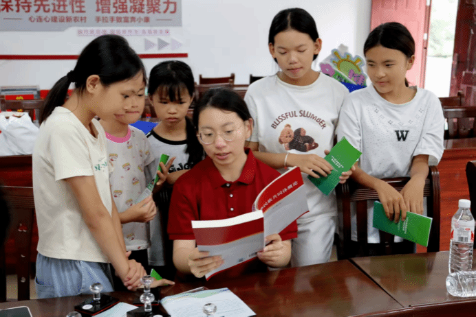 知行中華 | 推普春風度關山:他們開展了一堂行走在邊疆的“大思政課”