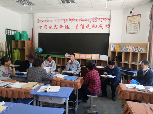 理學院少數民族數學與理科教育重點研究基地教師赴西藏開展調研工作