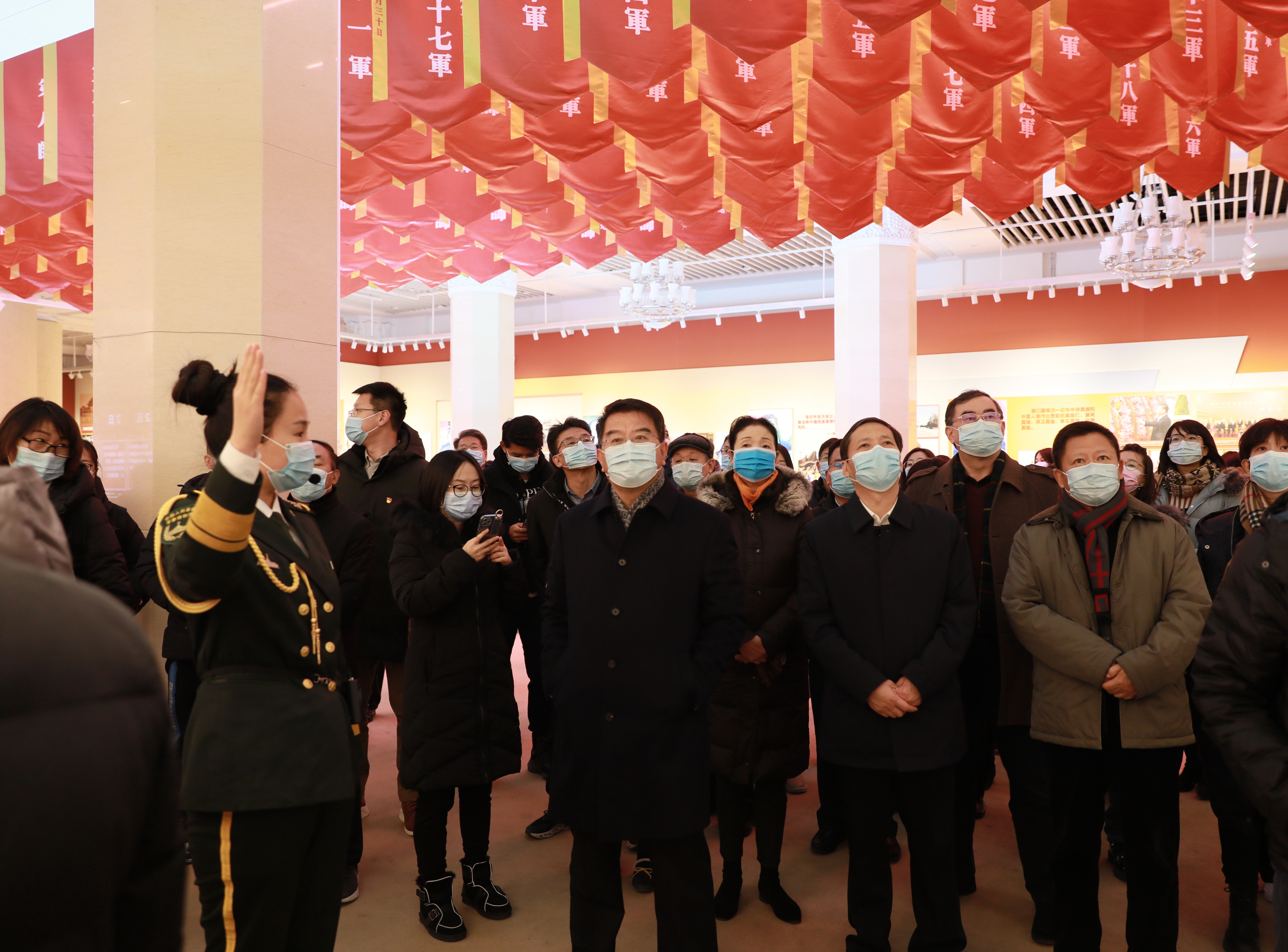 致敬偉大勝利 匯聚奮斗力量 學校舉辦校黨委理論學習中心組（擴大）專題學習研討