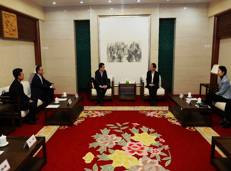 北京市定向選調和“優培計劃”招聘應屆優秀大學畢業生政策宣講團一行來校宣講