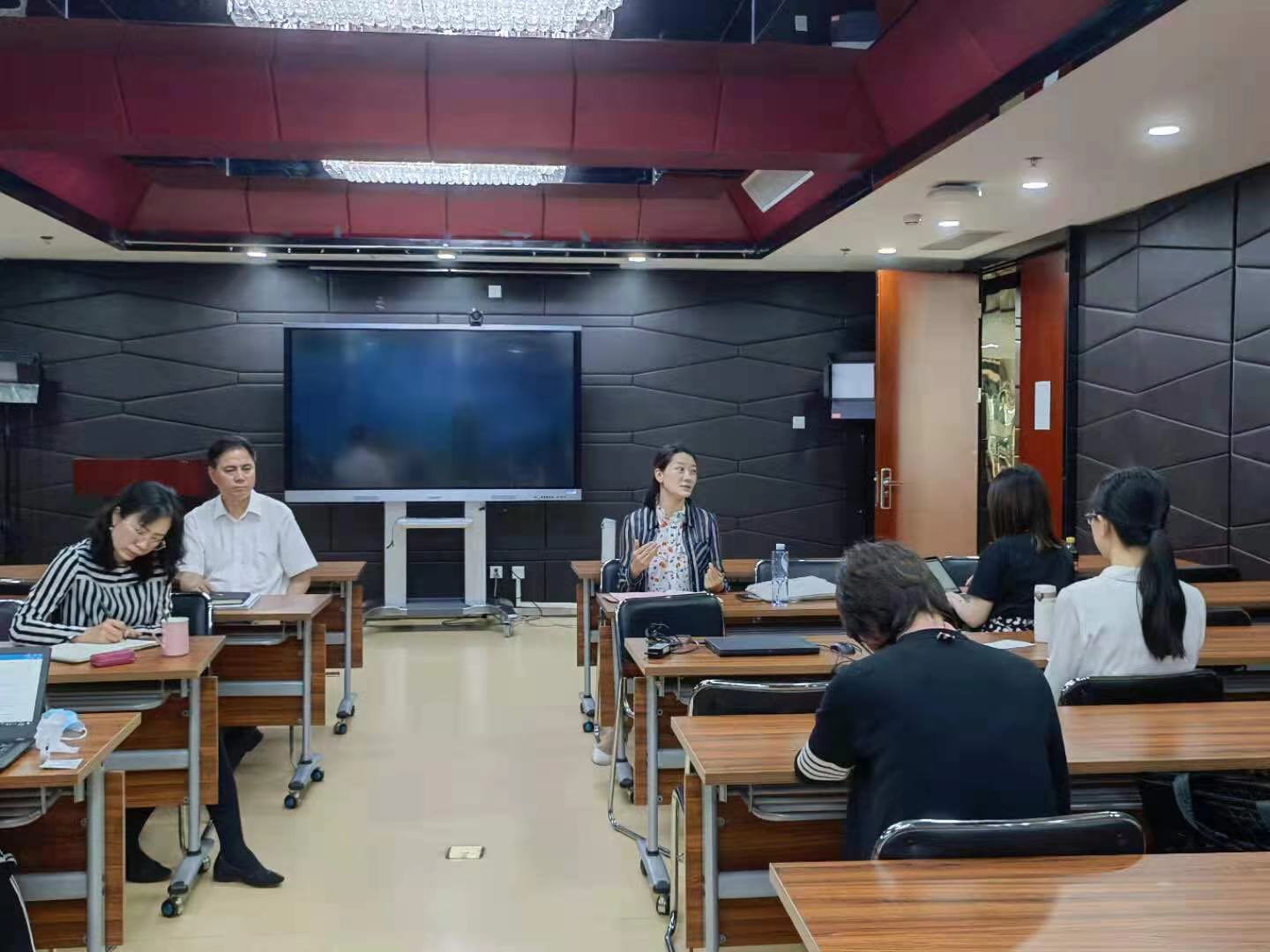 國際教育學(xué)院召開思政教育專題人才培養(yǎng)工作會議